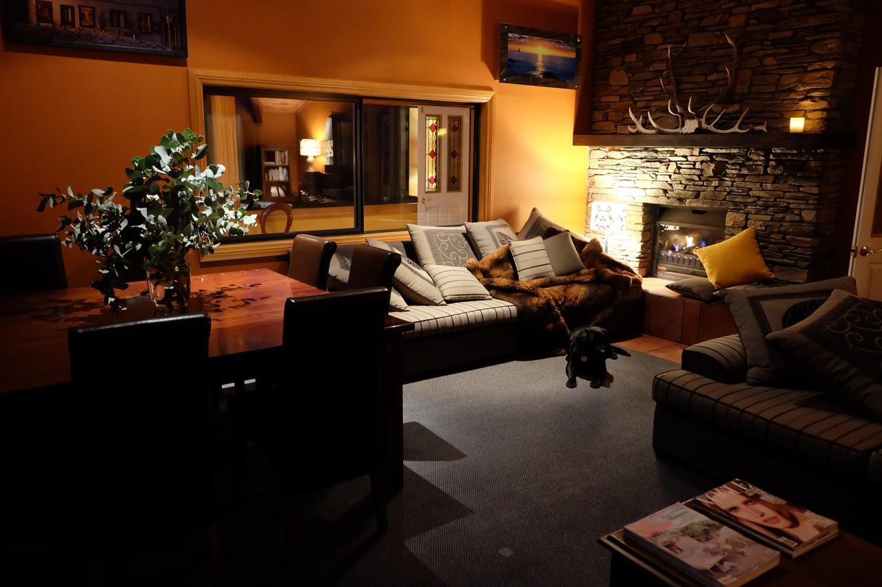 Mt Maude Country Lodge Lake Hawea Buitenkant foto