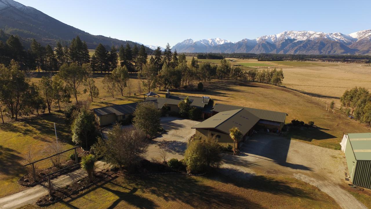 Mt Maude Country Lodge Lake Hawea Buitenkant foto